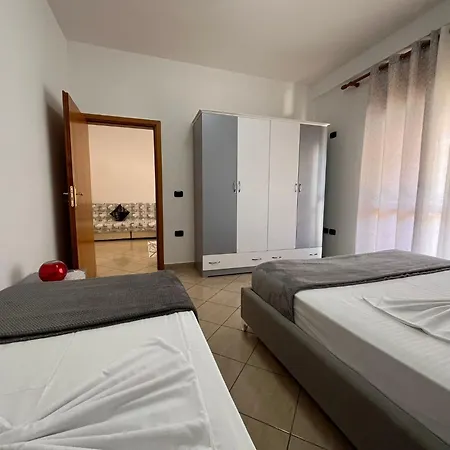 Rikardo Apartament Appartement *