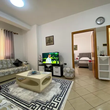 Rikardo Apartament Appartement Vlorë